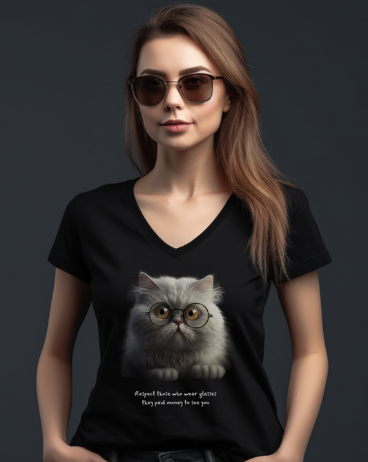 Cat with glasses black T shirt